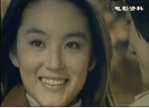 国产电影肤白貌美机灵鬼欢乐gif动图_动态图_表情包下载_soogif