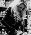 布兰妮·斯皮尔斯 Britney+Spears 小甜甜 欧美歌手 枪