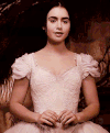 美女 婚纱 微笑 可爱