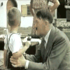希特勒 爱  快乐  微笑