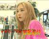 美女  金发  漂亮  扭头  电梯