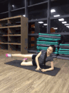 健身 抬腿 美女 性感 微笑