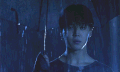 下雨 打伞 帅哥 等待