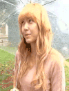 郑秀妍 伞 透明 下雨 美女 金发