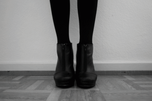 鞋子  时尚 高跟鞋 黑色