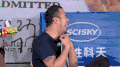 杨坤 大笑 回头 可爱 真心英雄