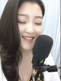 美女 女神 气质 活泼