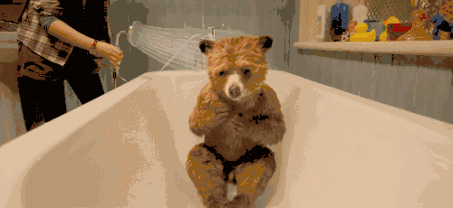 帕丁顿熊 可爱 洗澡 小熊