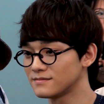chen 帅哥 exo 欧巴 可爱