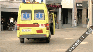 救护车 病人 滑走 外国