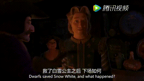 夜晚 男孩 说话 美女