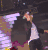 BIGBANG 舞台 话筒 花样