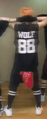 鹿晗 luhan 灵活 扭屁股