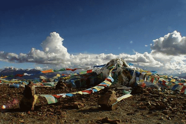 西藏 美景 风马旗 经幡