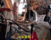 美女 趴着 长发 宝宝没钱了