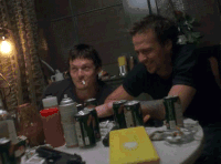 开心 吸烟 喝酒 庆祝