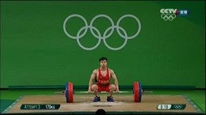 奥运会 里约奥运会 举重 龙清泉 金牌 中国金牌榜 赛场瞬间