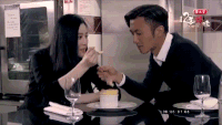 谢霆锋 范冰冰 演员 喂食