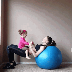 母女 锻炼 瑜伽球 幸福