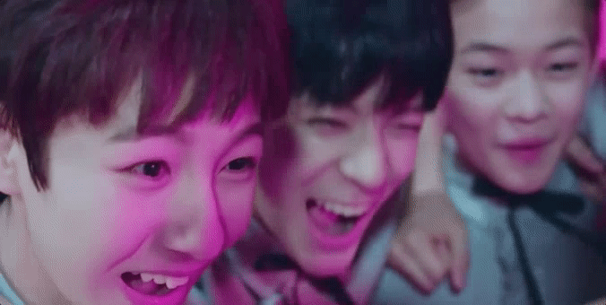 Chewing&Gum MV NCT&DREAM 少年 帅 搭肩 欢呼 活力 笑