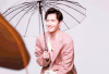 杨洋 笑容 雨伞 拍摄