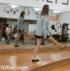 摔倒 女子 搞笑 短发