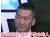 周杰 微笑 点头 看你装逼的套路 不像本地人