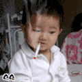 恶搞 搞笑 吸烟 宝宝