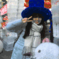 美女 拍照 剪刀手