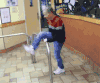 运动鞋 侧脸 特技 灯光