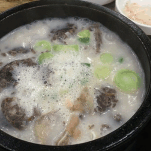 砂锅 香菇 热汤