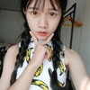 年轻女子 肤白貌美 剪刀手 青春活力