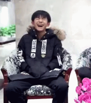 易烊千玺 TFBOYS 帅哥