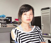 小女孩 工作照 不开心 面无表情