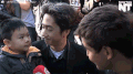 孩子 采访 微笑 可爱