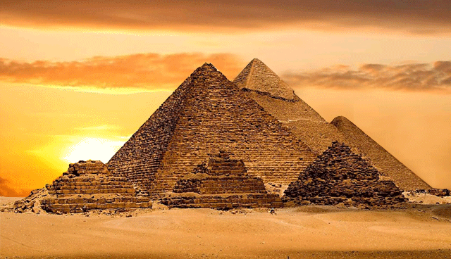 金字塔 阳光 天空 沙漠