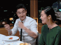 开心 激动 食物 西餐