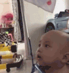 萌娃 面膜 对视 吓一跳