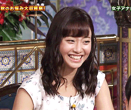 開心 捂嘴 害羞 美女