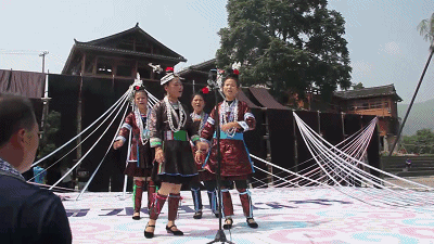 侗族 少数民族 载歌载舞