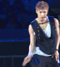 张艺兴 演唱会 EXO 帅 霸道总裁 明星爱豆