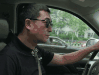 张嘉译 帅气 开车 老司机
