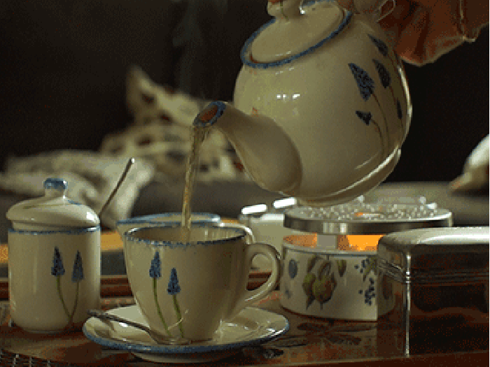 茶壶 倒水 饮料 下午茶