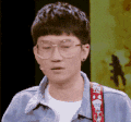 帅哥 转头 尴尬 眼镜