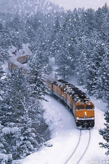 火车 下雪 意境 唯美