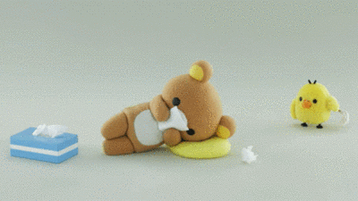 轻松熊 动漫 躺着 扔纸巾