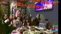 街头采访 小鸡炖蘑菇 搞笑 记者