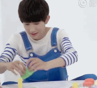 王源 可愛 陽光 少年 tfboys 明星愛豆
