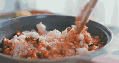 一厨作 搅拌 料理制作 米饭 美食