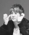 防弹少年团 比心 可爱 suga